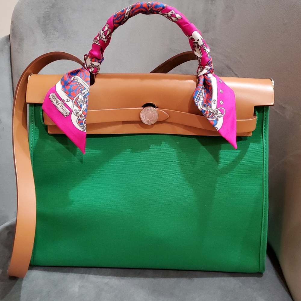 💕💕SOLD😍 Hermes Herbag Zip 31